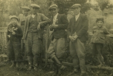 Władysław Gierszon wraz z bratem Michałem oraz Bronisławem Gierszonem i przyjaci&oacute;łmi