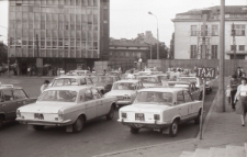 Post&oacute;j taks&oacute;wek przy Dworcu Gł&oacute;wnym PKP w Lublinie