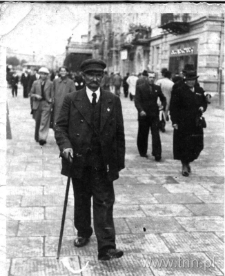 August Szefler na Krakowskim Przedmieściu