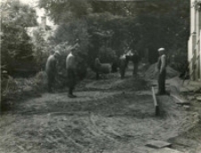 Urządzanie wjazdu do kościoła ewangelickiego - roboty ziemne