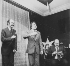 Występ kabaretu Czart podczas programu "Szopka nadbystrzycka"