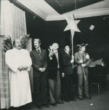 Występ kabaretu Czart podczas programu "Szopka nadbystrzycka"