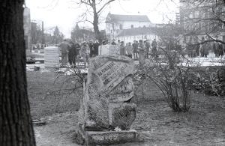 Pomnik Konstytucji 3 Maja na placu Litewskim w Lublinie