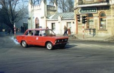 Polski FIAT 125p na Krakowskim Przedmieściu w Lublinie