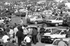 Giełda Samochodowa w Eliz&oacute;wce