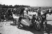 Giełda Samochodowa w Eliz&oacute;wce