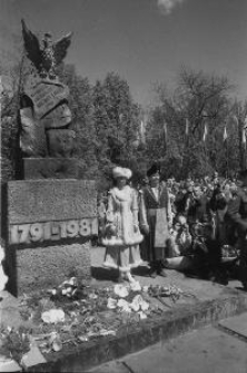 Pomnik Konstytucji 3 Maja na placu Litewskim w Lublinie