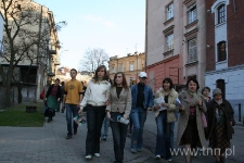 Przejście pod dom rodzinny Henia Żytomirskiego, "Listy do Henia" - 2006 r.