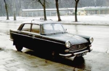 Peugeot 404 na ulicy Lipowej w Lublinie