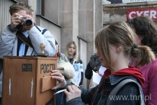 Wysyłanie list&oacute;w, "Listy do Henia" - 2006 r.