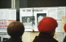 Tablica ogłoszeń przy siedzibie NSZZ "Solidarność" w Lublinie