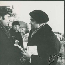 Redaktor Adam Tomanek w czasie pracy