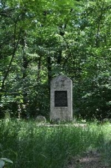 A memorial in the Jewish cemetery in Czemierniki