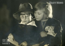 Julia Hartwig z siotrą Zofią