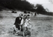 Maria Hartwig z córkami na wakacjach