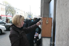 Iza Sk&oacute;rzyńska wysyła list do Henia Żytomirskiego - "Listy do Henia" 2007