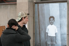 Reakcje przechodniów - "Listy do Henia" 2007