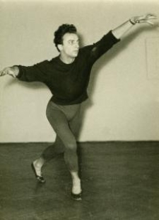 Zbigniew Dobkiewicz podczas próby choreograficznej