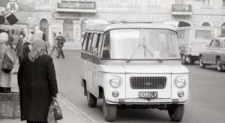 Mikrobus na ulicy Lipowej w Lublinie
