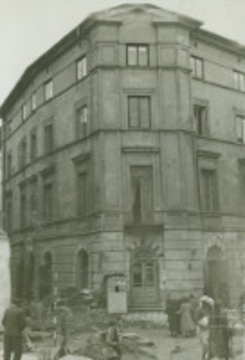 Kamienica przy zbiegu ulic Grodzkiej i Rybnej