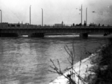 Most na Alei Piłsudskiego w Lublinie. Fotografia