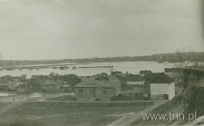 Panorama zalewu Bystrzycy w górę od ulicy Wapiennej
