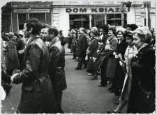 Poch&oacute;d 1-majowy