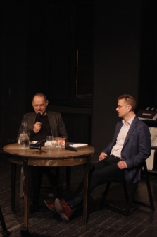 Spotkanie wok&oacute;ł książki Piotra M. Majewskiego &bdquo;Niech sobie nie myślą, że jesteśmy kolaborantami&rdquo;