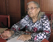 Wierszyk, kt&oacute;rego nauczyła mnie babka i wiersz &bdquo;Co tu ruchu, co wrzawy&rdquo; - Leokadia Dąbczak - fragment relacji świadka historii [WIDEO]