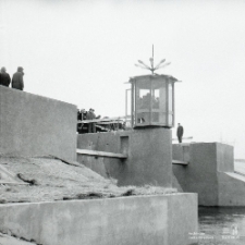 Budowa Zalewu Zemborzyckiego &ndash; otwarcie śluzy