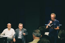 &bdquo;W dw&oacute;ch światach" &ndash; spotkanie wok&oacute;ł Szewacha Weissa