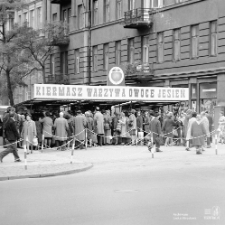 Kiermasz Warzywa-Owoce Jesień orzy Krakowskim Przedmieściu w Lublinie