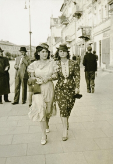 Kobiety na Krakowskim Przedmieściu w Lublinie