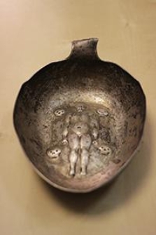 Czerpak do rytualnego obmywania zwłok