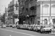 Post&oacute;j taks&oacute;wek na Krakowskim Przedmieściu w Lublinie