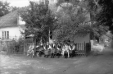 Kobiety w strojach ludowych w Kazimierzu Dolnym