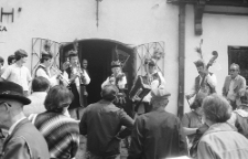 Muzycy ludowi na rynku w Kazimierzu Dolnym