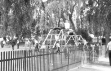 Plac zabaw przy Małym Rynku w Kazimierzu Dolnym