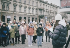 121. rocznica urodzin J&oacute;zefa Czechowicza. Uliczna akcja Kołysanki dla Poety