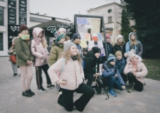 121. rocznica urodzin J&oacute;zefa Czechowicza. Uliczna akcja Kołysanki dla Poety