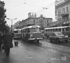 Trolejbus na Alejach Racławickich w Lublinie