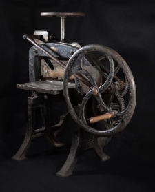 Krajarka jednonożowa firmy &bdquo;krause&rdquo;