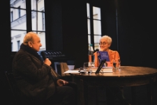 Spotkanie wok&oacute;ł książki Weroniki Kostyrko "R&oacute;ża Luksemburg. Domem moim jest cały świat"