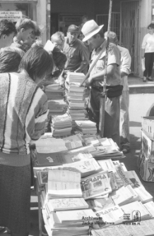 Stoisko z książkami na Nowym Placu Targowym w Lublinie