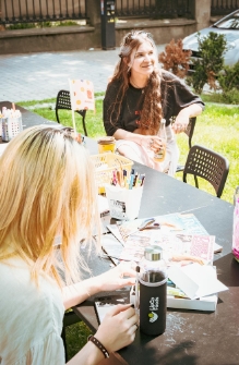 Miasto Poezji 2025 – Poezja i kolaż – wycinanie frazy