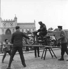 Rajd samochodowo motocyklowy w XXV-lecie MO i SB