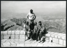 Jan Trembecki wraz z przyjaci&oacute;łmi w Jugosławii