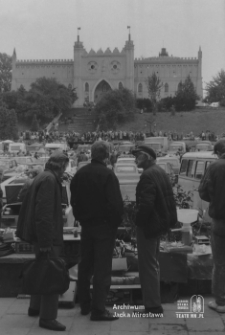 Handel na placu Zamkowym w Lublinie