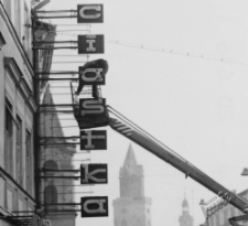 Neon "Ciastka" przy Krakowskim Przedmieściu 9 w Lublinie