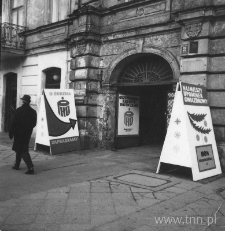 Przekazanie do eksploatacji II Oddziału PKO przy ulicy Krakowskie Przedmieście 39